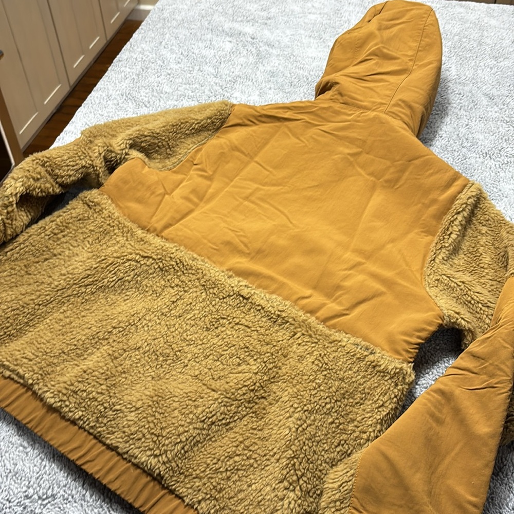 Patagonia Shell - Picture 6 of 6